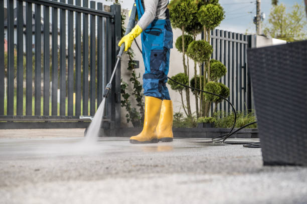 Best Garage Pressure Washing  in Creswell, OR